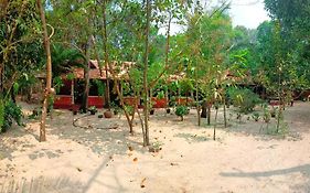 Abba Marari Beach Villas & Homestay Mararikulam